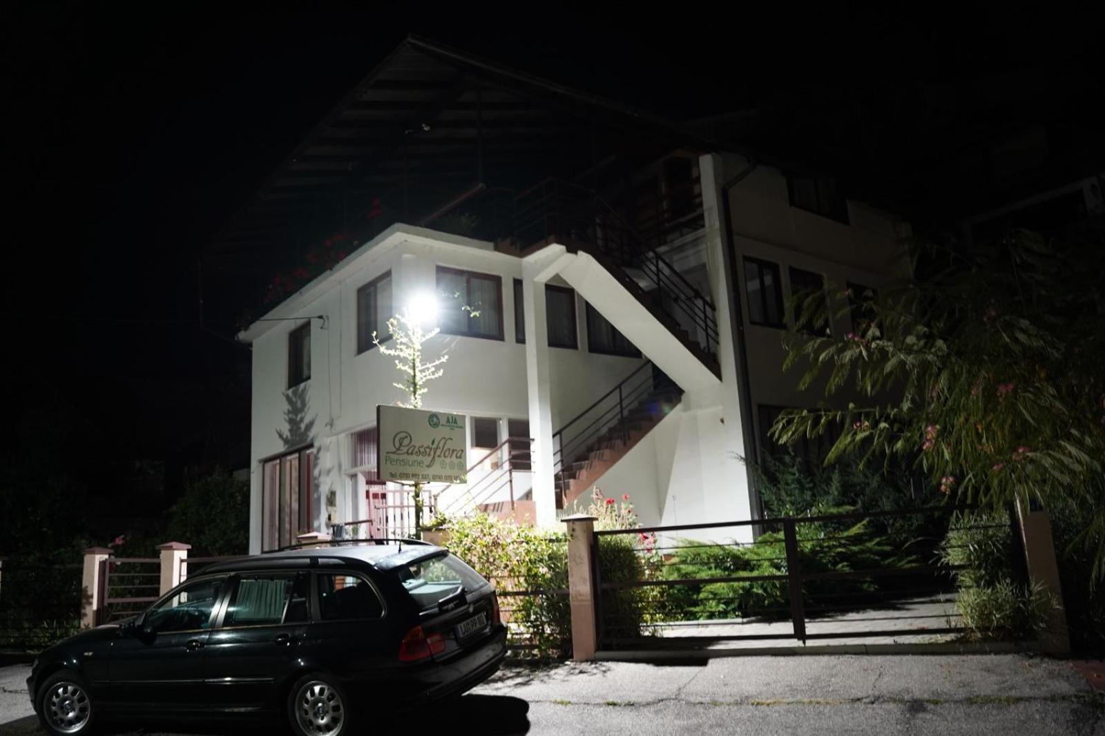 Passiflora Hotel Voineasa Ngoại thất bức ảnh